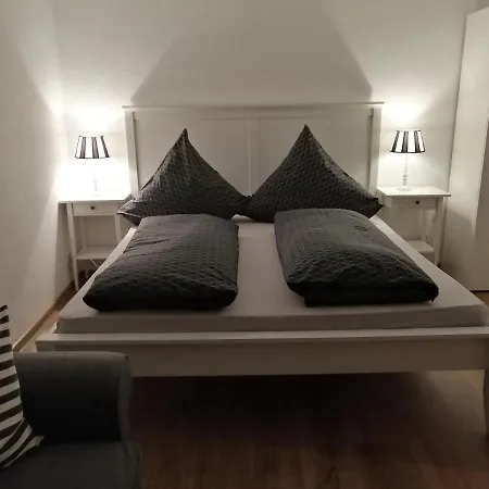 Kupferkessel 9 Pers 4 Sz Und Kupferkannchen 5 Pers 2sz Appartamento